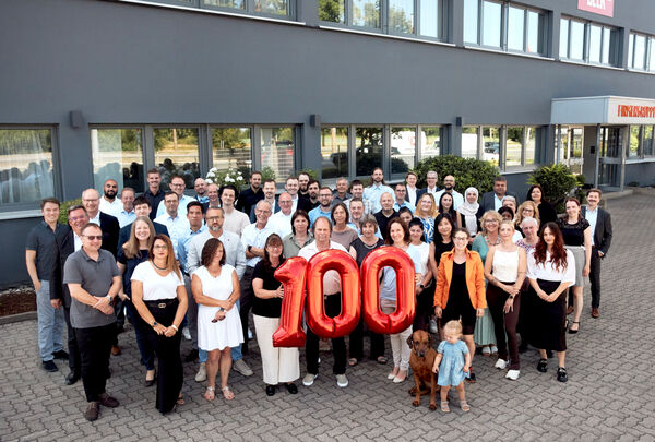 e-Family der Firmengruppe Beck e-Family der Firmengruppe Beck